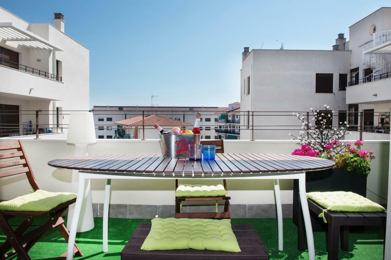 New Apartment With Big Terrace 10 Min Walk To Beach Supermarkets Calafell Esterno foto
