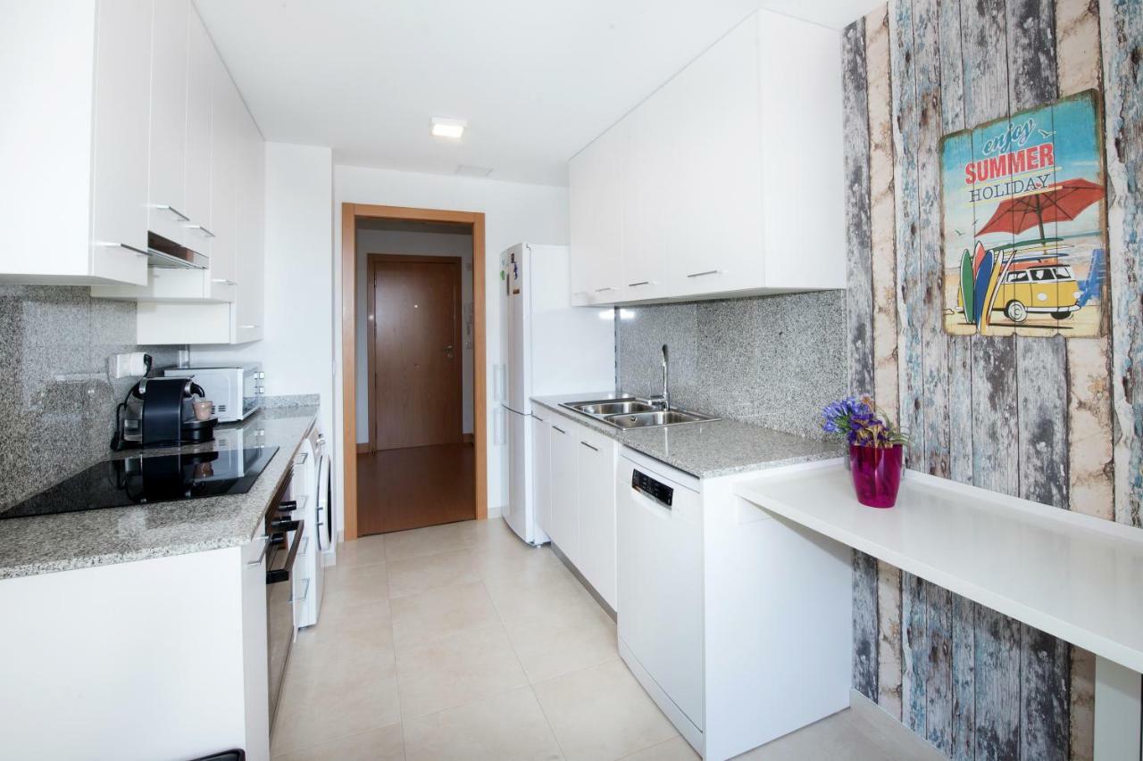 New Apartment With Big Terrace 10 Min Walk To Beach Supermarkets Calafell Esterno foto